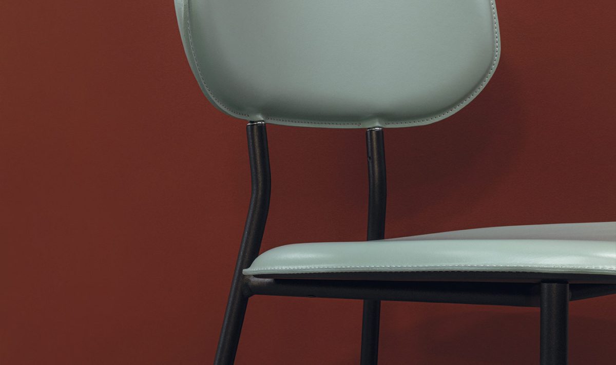 Sedia-luna-airnova-arredamento-design-leather-furnishing-01