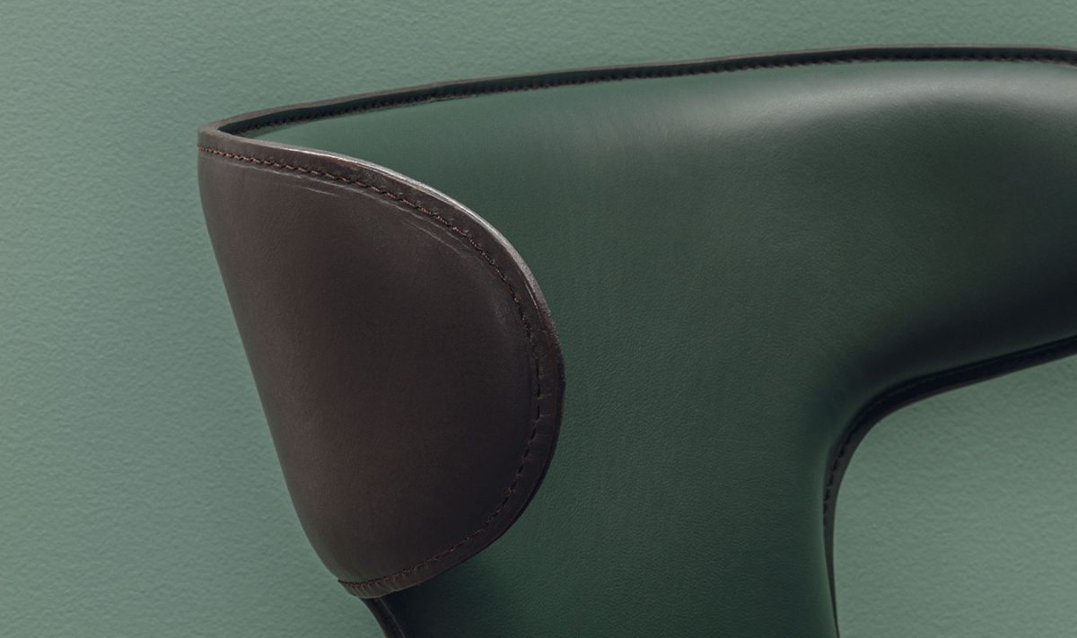 Sgabello-holy-airnova-arredamento-design-leather-furnishing-03